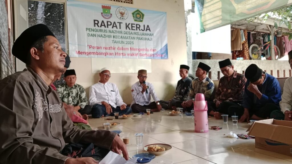 PENGHULU AJAK PESERTA RAKER NAZHIR LEBIH INTEN DAN TERJUN LANGSUNG MENDATA TANAH WAKAF