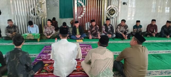 
 Menikah itu Saling Terbuka dan Percaya