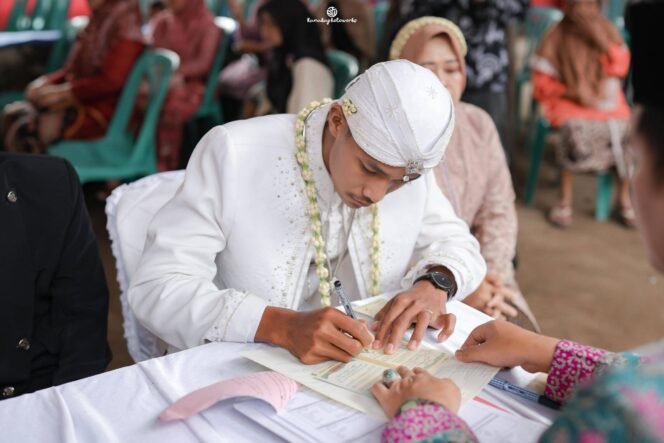 
 Pembacaan Sighat Ta’liq Talaq Pada Waktu Upacara Akad Nikah  Menurut M. Quraish Shihab