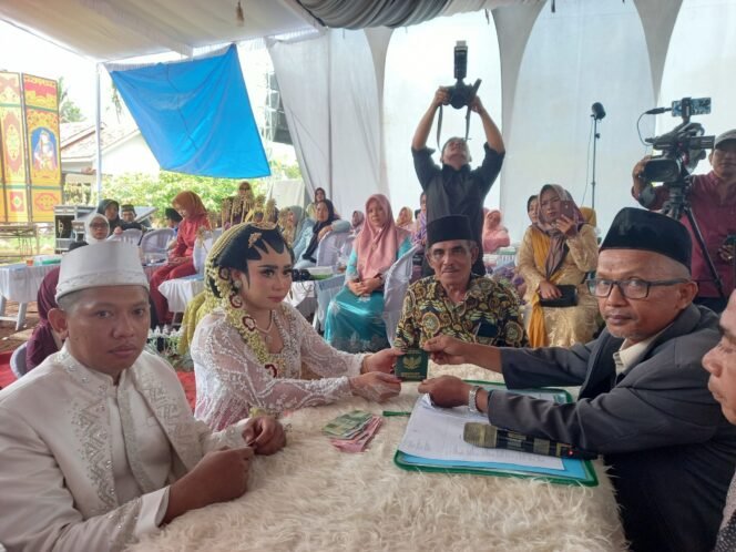 
 MAHRAM ADAT VERSUS MAHRAM SYARIAT