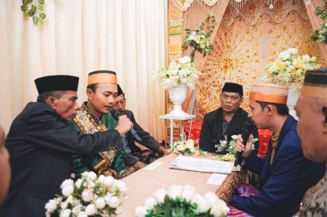 
 Tradisi Mappasikarawa Dipertanyakan, Apakah Masih Relevan di Tengah Lamaran Modern Bugis-Makassar?