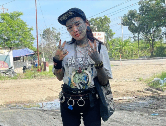 
 ANAK PUNK