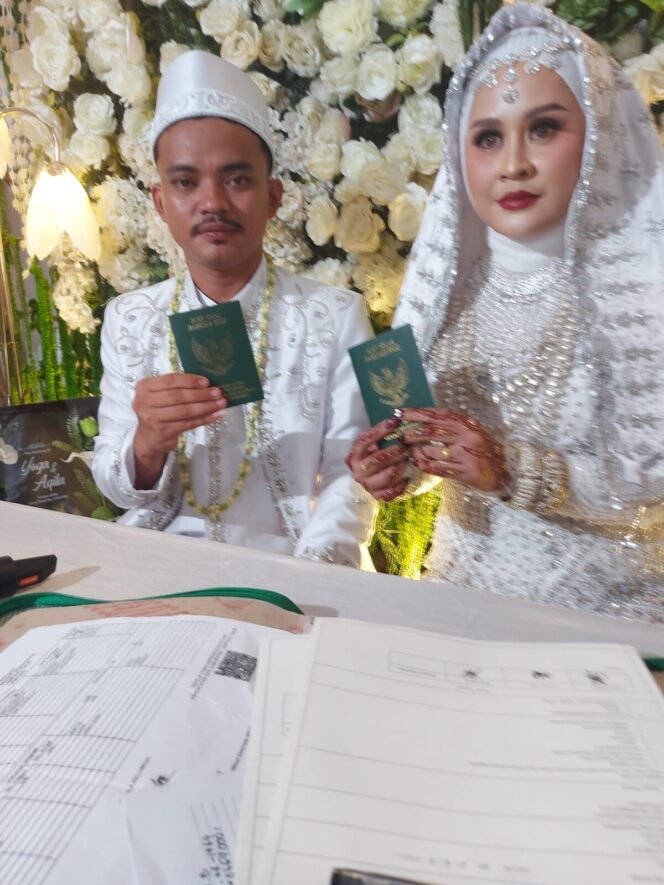 
 KELUARGA HARMONIS  (Bersabar)