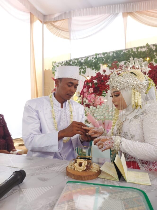 
 KELUARGA HARMONIS  (Jujur dan Terbuka)